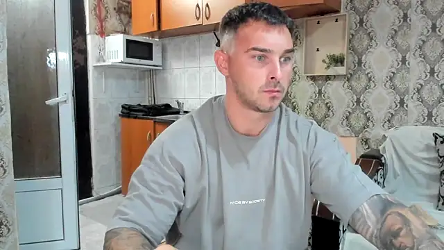 Jonmusclemaster online show from September 2025 08:20:02 PM