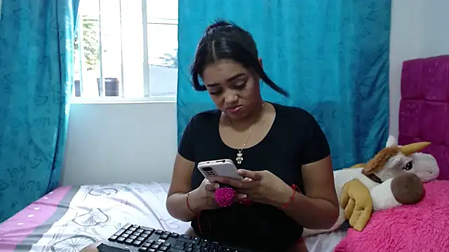 Snapshot of kiara_milf_ chatting on January 2025 09:42:02 PM kiara milf  online show from January 2025 09:42:02 PM
