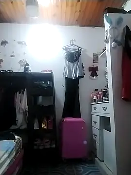 kiara milf  online show from April 2026 04:48:01 PM