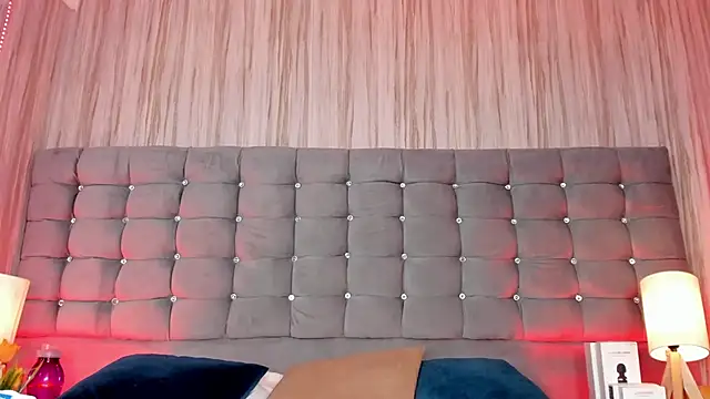 Poacahontasfg online show from October 2025 04:02:02 AM