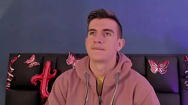 Snapshot of MikaelSlow chatting on February 2026 01:46:02 AM MikaelSlow online show from February 2026 01:46:02 AM