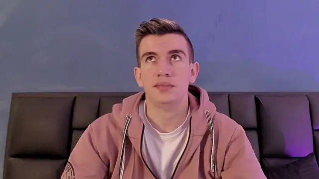 Snapshot of MikaelSlow chatting on February 2026 03:51:02 AM MikaelSlow online show from February 2026 03:51:02 AM