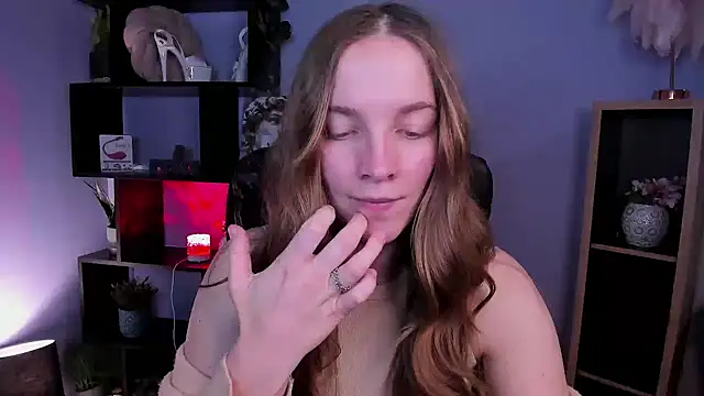 kenzie x online show from December 2024 11:06:02 AM