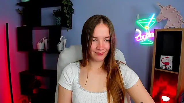 kenzie x online show from November 2025 07:40:01 AM