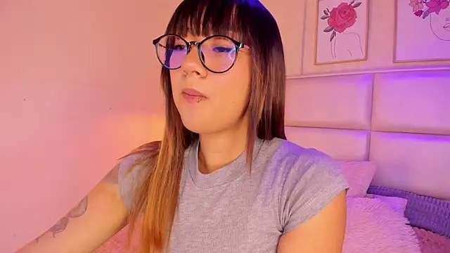 Aily Yozuko online show from February 2026 02:37:02 AM