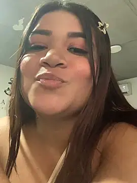 Snapshot of sienna_marie chatting on March 2025 05:52:01 PM sienna marie online show from March 2025 05:52:01 PM