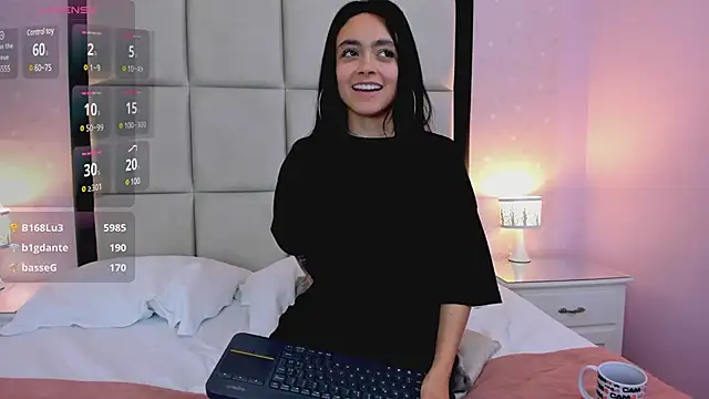 Snapshot of HannaClarrk_ chatting on February 2025 12:03:02 PM HannaClarrk online show from February 2025 12:03:02 PM