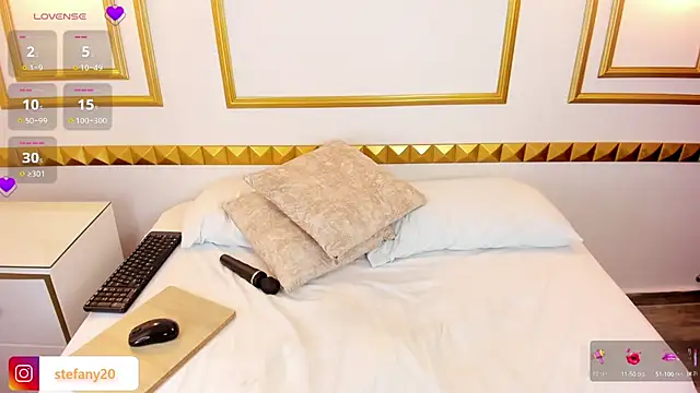 amor smith  online show from March 2025 09:06:02 AM