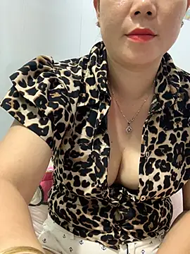 Snapshot of Baby-bigtits chatting on March 2025 07:05:02 AM Baby-bigtits online show from March 2025 07:05:02 AM