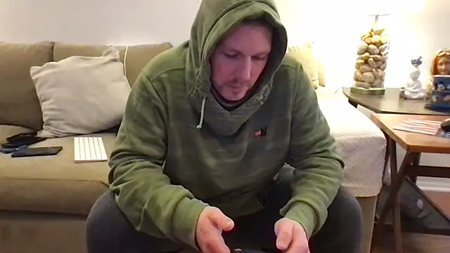 Snapshot of Rock_Pierce chatting on February 2026 06:46:01 PM Rock Pierce online show from February 2026 06:46:01 PM