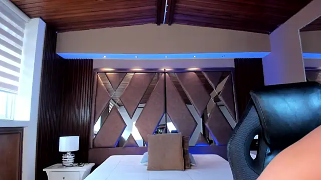 IsabellaaJoness online show from March 2025 01:06:02 PM