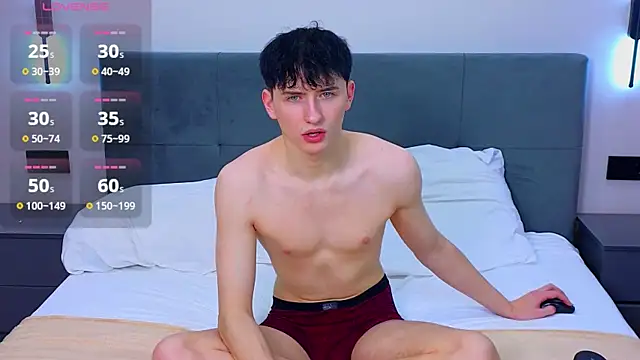 Snapshot of AmondCor chatting on November 2025 09:15:01 PM AmondCor online show from November 2025 09:15:01 PM