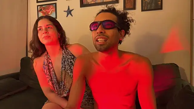 Redfloweer1 online show from July 2026 01:59:02 AM