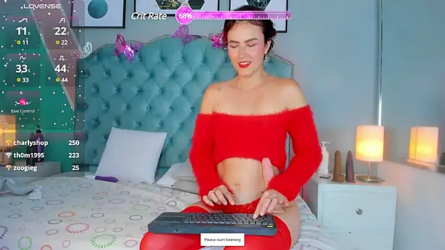 Snapshot of emmy_lander chatting on February 2025 10:01:01 PM emmy lander online show from February 2025 10:01:01 PM