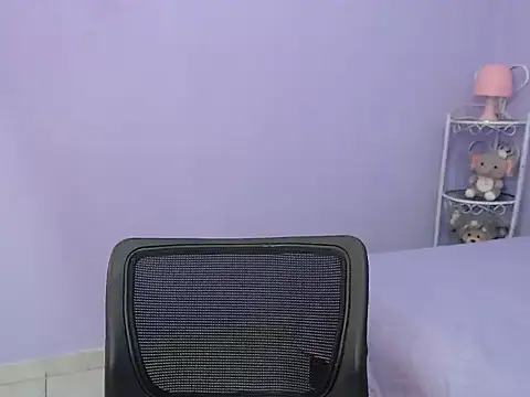 Snapshot of ariel_milk chatting on January 2025 06:48:01 PM ariel milk online show from January 2025 06:48:01 PM