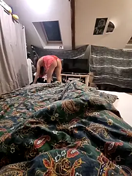 LoLa-69-X online show from October 2025 07:42:02 AM