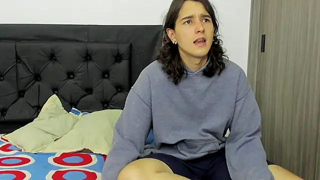 alex connorr online show from January 2025 08:32:02 PM