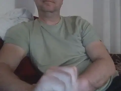 Snapshot of fikoivos chatting on May 2026 07:55:02 PM fikoivos online show from May 2026 07:55:02 PM