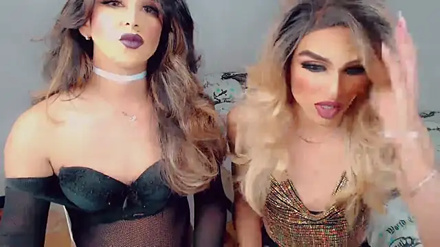 New Dolls online show from October 2025 04:57:02 AM