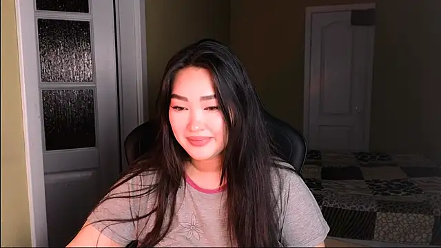 Snapshot of Erica_Wayne chatting on January 2025 04:08:02 PM Erica Wayne online show from January 2025 04:08:02 PM