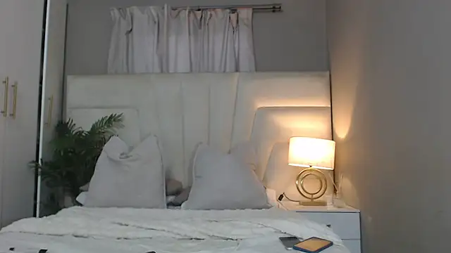 naughtyblackdolie online show from October 2025 03:50:02 AM