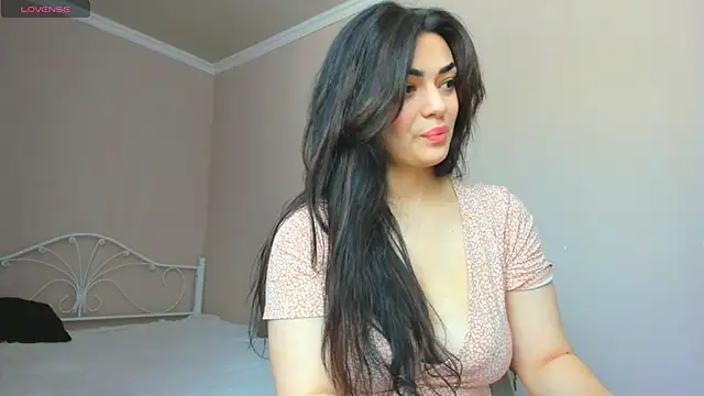 Snapshot of _cleopattra_ chatting on February 2025 07:23:01 AM cleopattra online show from February 2025 07:23:01 AM