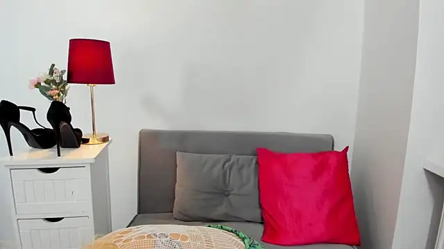 CrystalHotty online show from February 2025 11:04:01 PM