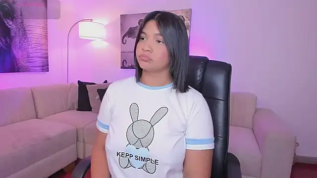 Snapshot of alaia7h chatting on October 2025 07:36:02 PM alaia7h online show from October 2025 07:36:02 PM