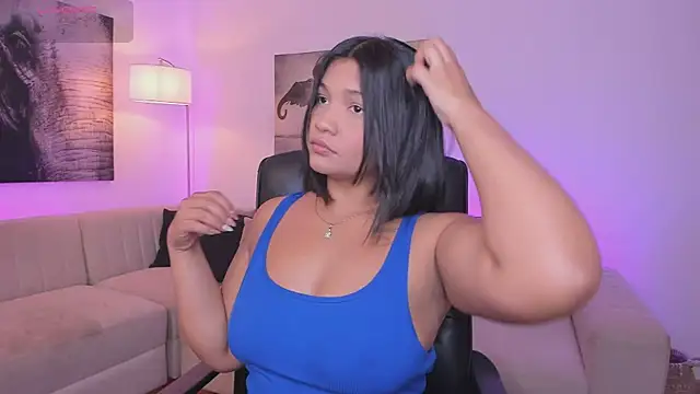 Snapshot of alaia7h chatting on November 2025 07:35:02 PM alaia7h online show from November 2025 07:35:02 PM