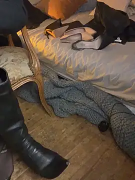 Snapshot of alexheels_boots chatting on February 2025 04:50:02 AM alexheels boots online show from February 2025 04:50:02 AM