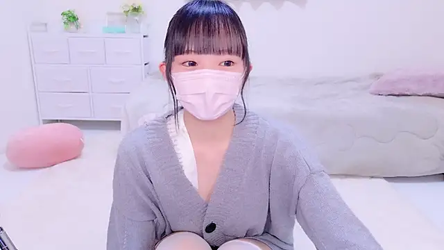 Snapshot of 86_haru chatting on December 2024 01:24:02 PM 86 haru online show from December 2024 01:24:02 PM