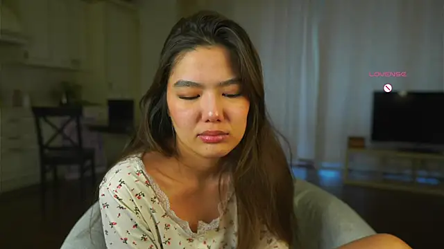 Snapshot of EmmaFisherf chatting on April 2026 03:06:01 AM EmmaFisherf online show from April 2026 03:06:01 AM