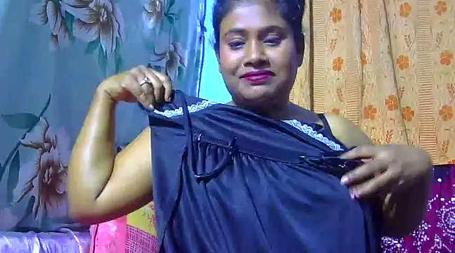 sexy roma online show from February 2025 06:49:02 PM