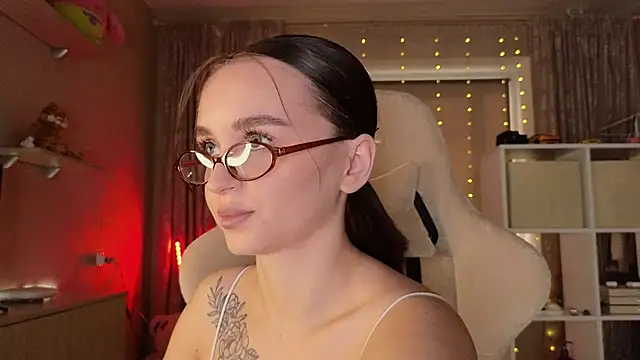 Katy perry  online show from March 2025 02:41:02 AM