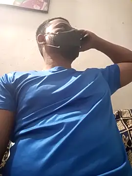 Snapshot of wildboy_simon chatting on December 2024 03:04:02 PM wildboy simon online show from December 2024 03:04:02 PM