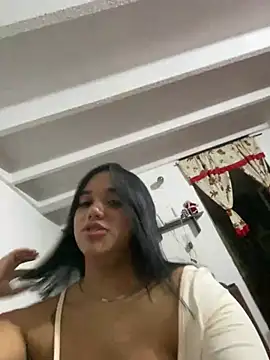 Snapshot of ElaEndez_ chatting on December 2024 06:52:02 AM ElaEndez online show from December 2024 06:52:02 AM