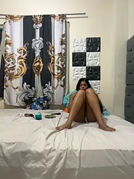 Snapshot of Indiazinhax chatting on July 2026 01:32:02 AM Indiazinhax online show from July 2026 01:32:02 AM