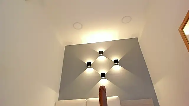 ellamontoya online show from October 2025 12:15:02 PM