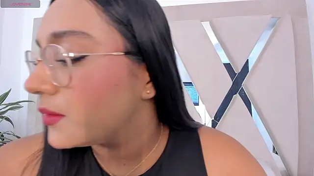 Snapshot of ellamontoya chatting on February 2026 12:22:02 PM ellamontoya online show from February 2026 12:22:02 PM