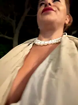 Snapshot of Selvaggia_official83 chatting on September 2025 07:26:01 PM Selvaggia official83 online show from September 2025 07:26:01 PM