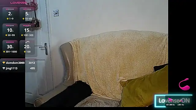 Snapshot of Angelamariexox chatting on January 2026 08:01:01 PM Angelamariexox online show from January 2026 08:01:01 PM