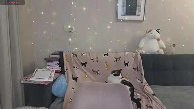 HermioneHHH online show from January 2025 09:11:02 PM