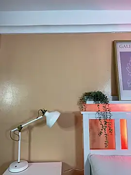 KendalMilleer online show from April 2026 09:15:01 AM