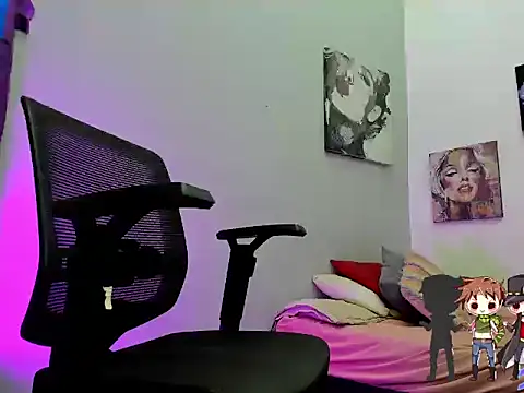 Charlotte Joestar online show from September 2025 10:49:02 AM