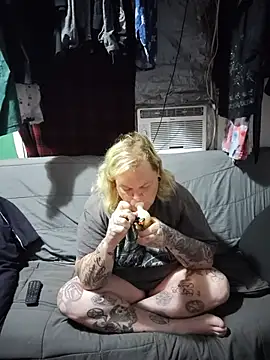 Trans Girl next door420 online show from June 2026 09:44:02 AM