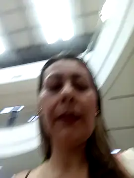 Snapshot of Mia-funny20 chatting on January 2025 07:39:02 PM Mia-funny20 online show from January 2025 07:39:02 PM