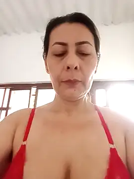 Snapshot of Mia-funny20 chatting on January 2025 01:15:01 PM Mia-funny20 online show from January 2025 01:15:01 PM