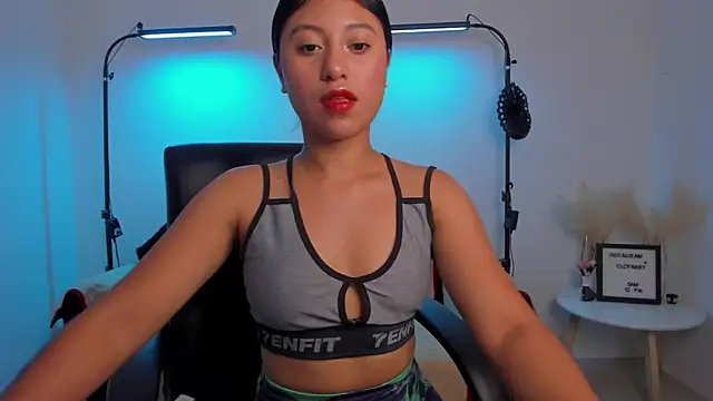 Snapshot of cloy_baby__ chatting on February 2025 12:38:02 AM cloy baby online show from February 2025 12:38:02 AM