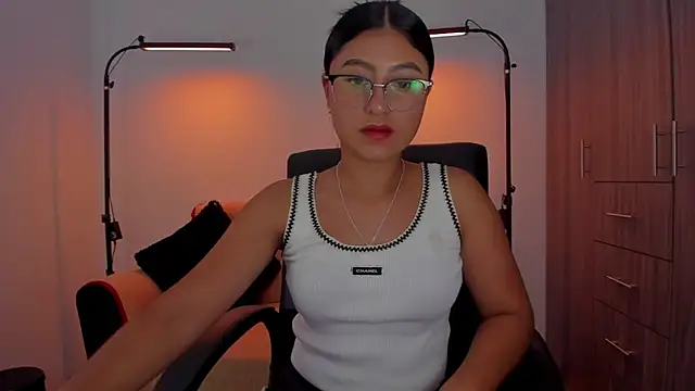 Snapshot of cloy_baby__ chatting on March 2025 11:59:02 PM cloy baby online show from March 2025 11:59:02 PM