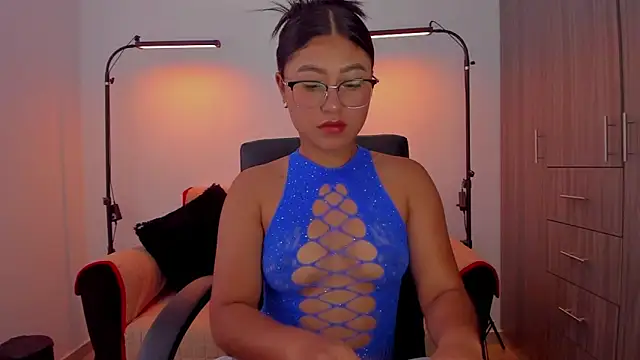 Snapshot of cloy_baby__ chatting on March 2025 10:28:02 PM cloy baby online show from March 2025 10:28:02 PM